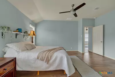 2210 Meadow View Drive, San Marcos, TX 78666 - Photo 18