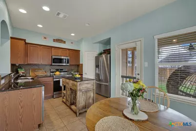 2210 Meadow View Drive, San Marcos, TX 78666 - Photo 12