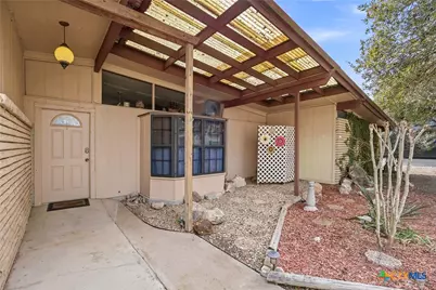 1604 Gardien Street, Gonzales, TX 78629 - Photo 2