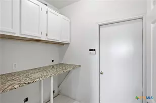 12406 Ashley Pl, San Antonio, TX 78247 - Photo 14