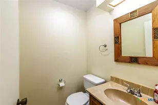 209 Coventry Ln, Seguin, TX 78155 - Photo 24