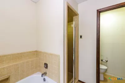 209 Coventry Lane, Seguin, TX 78155 - Photo 22