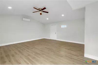 5037 N State Highway 123, Seguin, TX 78155 - Photo 36