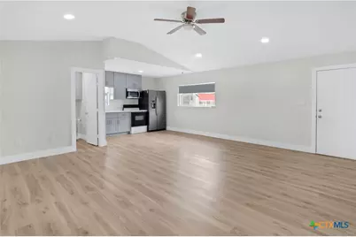 5037 N State Highway 123, Seguin, TX 78155 - Photo 32