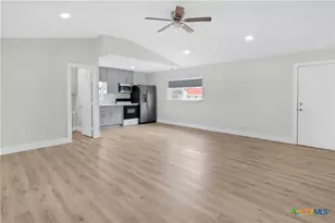 5037 N State Hwy 123, Seguin, TX 78155 - Photo 32