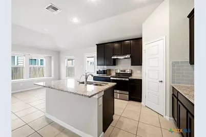 1132 Amber Lake, Seguin, TX 78155 - Photo 18