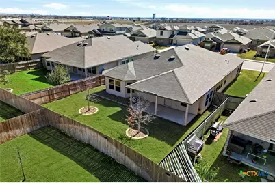 1132 Amber Lake, Seguin, TX 78155 - Photo 8