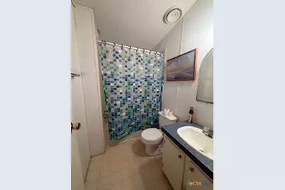 811 Cadwell, Yoakum, TX 77954 - Photo 12