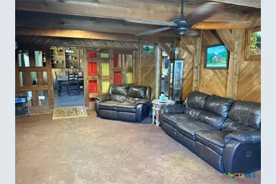 3221 W Avenue R, Temple, TX 76504 - Photo 8