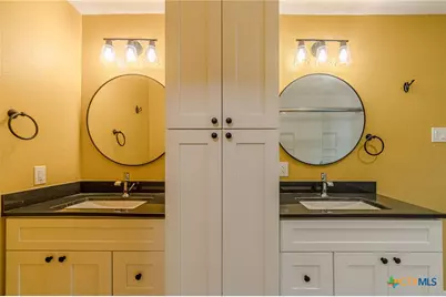 17 Ridge Drive, New Braunfels, TX 78130 - Photo 16