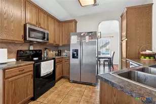 915 Mustang Trail, Harker Heights, TX 76548 - Photo 12