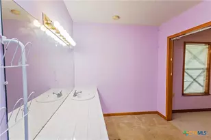 120 Crescent Dr, Victoria, TX 77905 - Photo 10