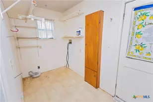 120 Crescent Dr, Victoria, TX 77905 - Photo 8