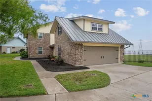 8 Las Brisas Pl, Port Lavaca, TX 77979 - Photo 4