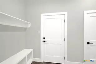 100 Hondo Rdg, La Vernia, TX 78121 - Photo 28