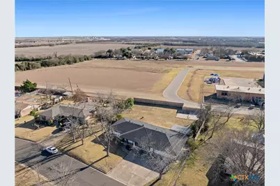 2005 E Avenue I, Temple, TX 76501 - Photo 32