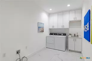 477 Willow Moon Ranch Rd, Crawford, TX 76638 - Photo 32