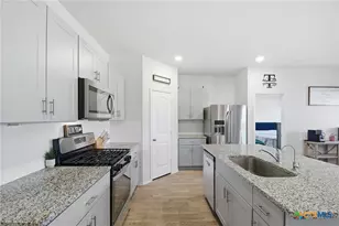 425 Lancebill Dr, Lockhart, TX 78644 - Photo 12