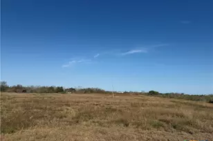 9-16 & 32 Saint Louis Ave, Port Lavaca, TX 77979 - Photo 1