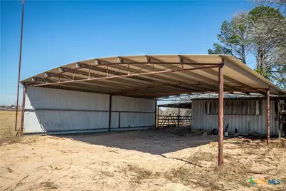 1387 County Road 304, Floresville, TX 78114 - Photo 32