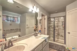 2590 Belle Hubbard Trl, Belton, TX 76513 - Photo 20