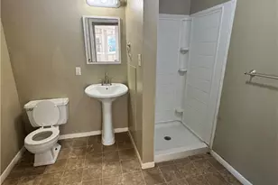 209 Lackey St, Cuero, TX 77954 - Photo 8