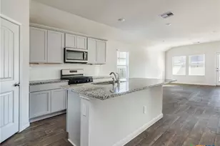 316 Addison Pl, Lockhart, TX 78644 - Photo 4