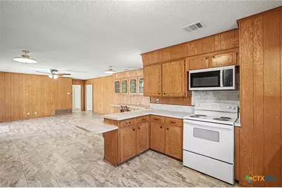 120 N 29th Street, Gatesville, TX 76528 - Photo 8