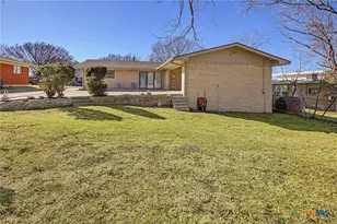 120 N 29th St, Gatesville, TX 76528 - Photo 24