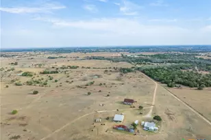 1310 N Nassau Rd, Round Top, TX 78954 - Photo 22