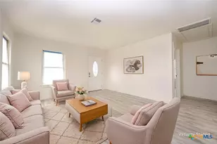 1010 S 4th St, Temple, TX 76504 - Photo 2