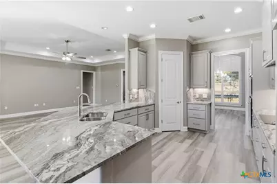 647 Oak Creek Parkway, Seguin, TX 78155 - Photo 22