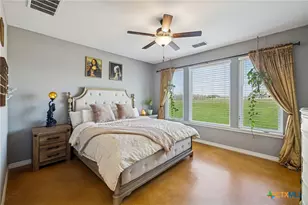 5476 County Rd 427, Stockdale, TX 78160 - Photo 14