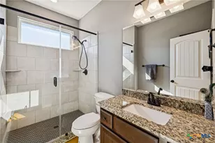 5476 County Rd 427, Stockdale, TX 78160 - Photo 24