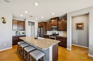 5476 County Rd 427, Stockdale, TX 78160 - Photo 14