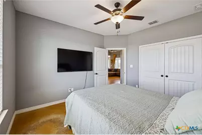 5476 County Road 427, Stockdale, TX 78160 - Photo 22