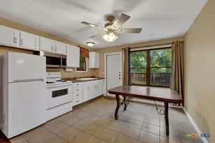 1630 Katy St, New Braunfels, TX 78130 - Photo 18