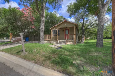 1630 Katy Street, New Braunfels, TX 78130 - Photo 10