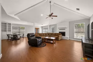1911 Palace Dr, New Braunfels, TX 78130 - Photo 6
