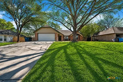 1911 Palace Drive, New Braunfels, TX 78130 - Photo 1