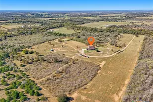 1525 Fm 1704, Elgin, TX 78621 - Photo 4