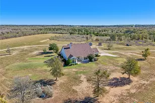 1525 Fm 1704, Elgin, TX 78621 - Photo 40