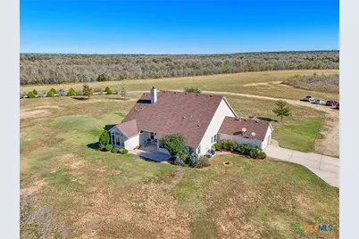 1525 Fm 1704, Elgin, TX 78621 - Photo 38