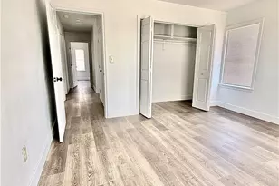 801 Hopkins St, Yoakum, TX 77995 - Photo 34