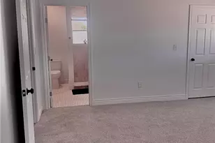 801 Hopkins St, Yoakum, TX 77995 - Photo 28