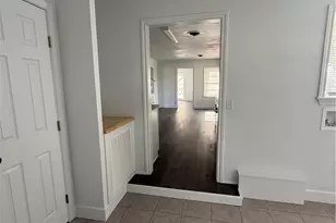 801 Hopkins St, Yoakum, TX 77995 - Photo 12