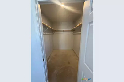 801 Hopkins St., Yoakum, TX 77995 - Photo 14