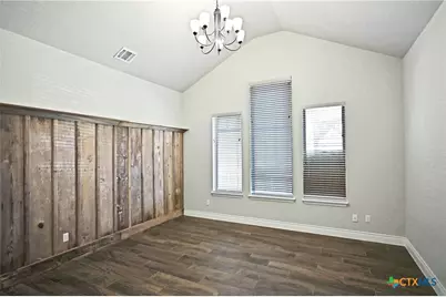 588 Vale Court, New Braunfels, TX 78132 - Photo 8