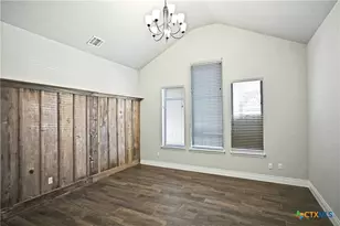 588 Vale Ct, New Braunfels, TX 78132 - Photo 8