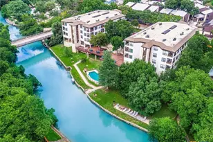 401 W Lincoln St, New Braunfels, TX 78130 - Photo 1